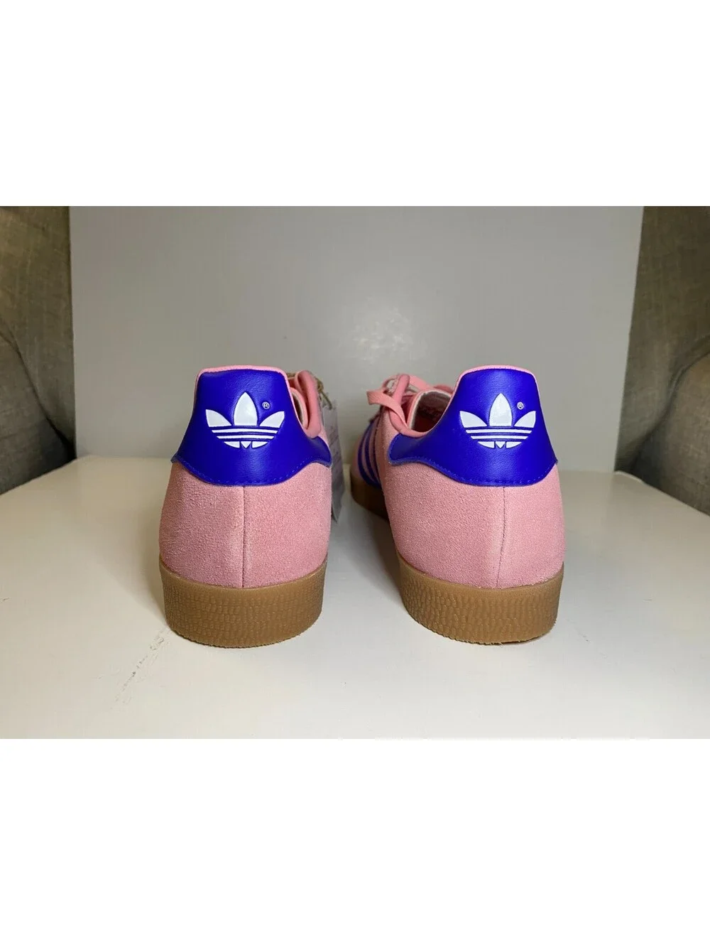 Adidas Gazelle JI2077 Mens Sneaker US 9 Semi Pink Spark Suede Athletic Shoes